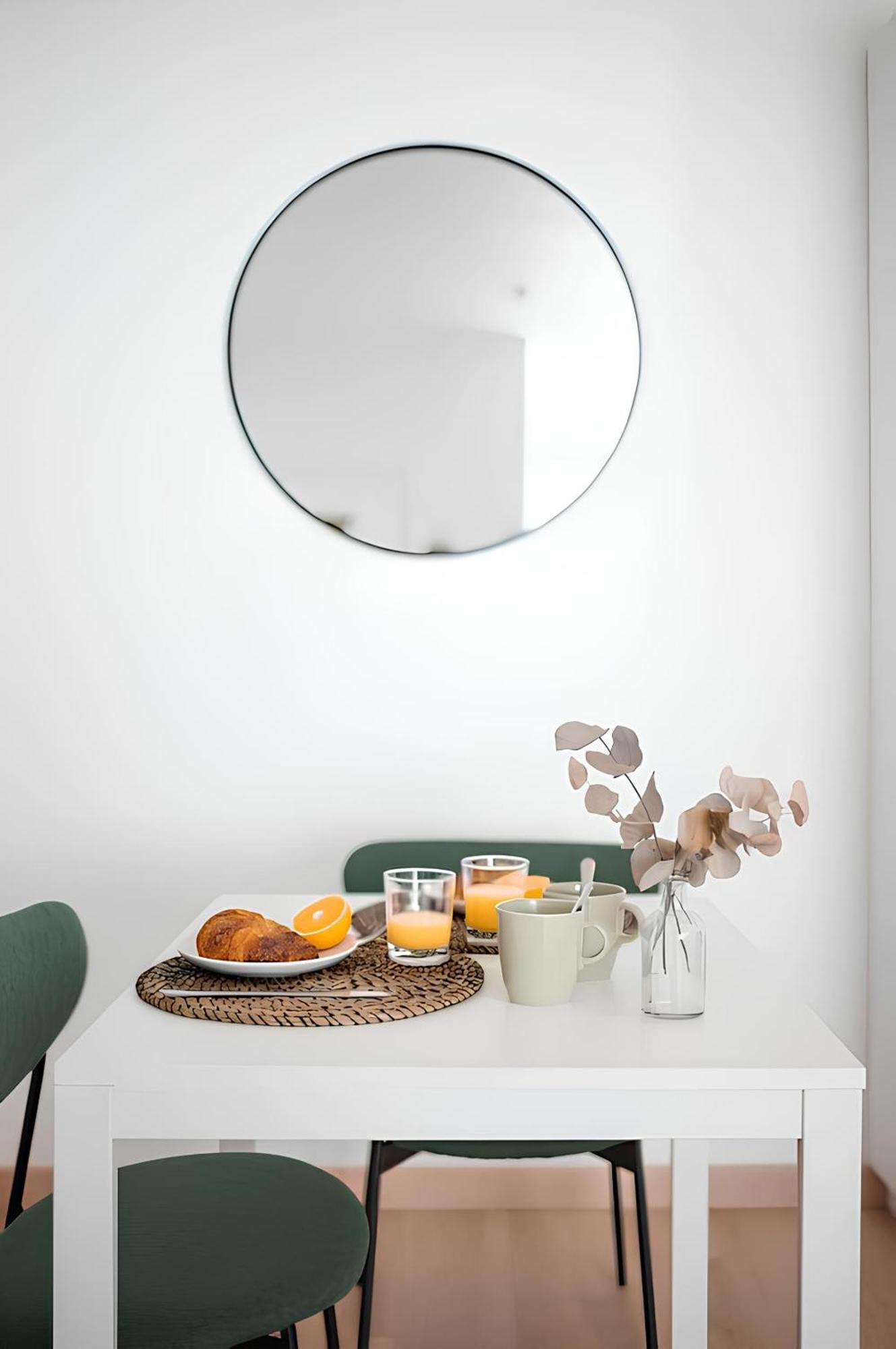 Cozy Appartement Plein Centre, Proche Gare/Plage Ментона Экстерьер фото