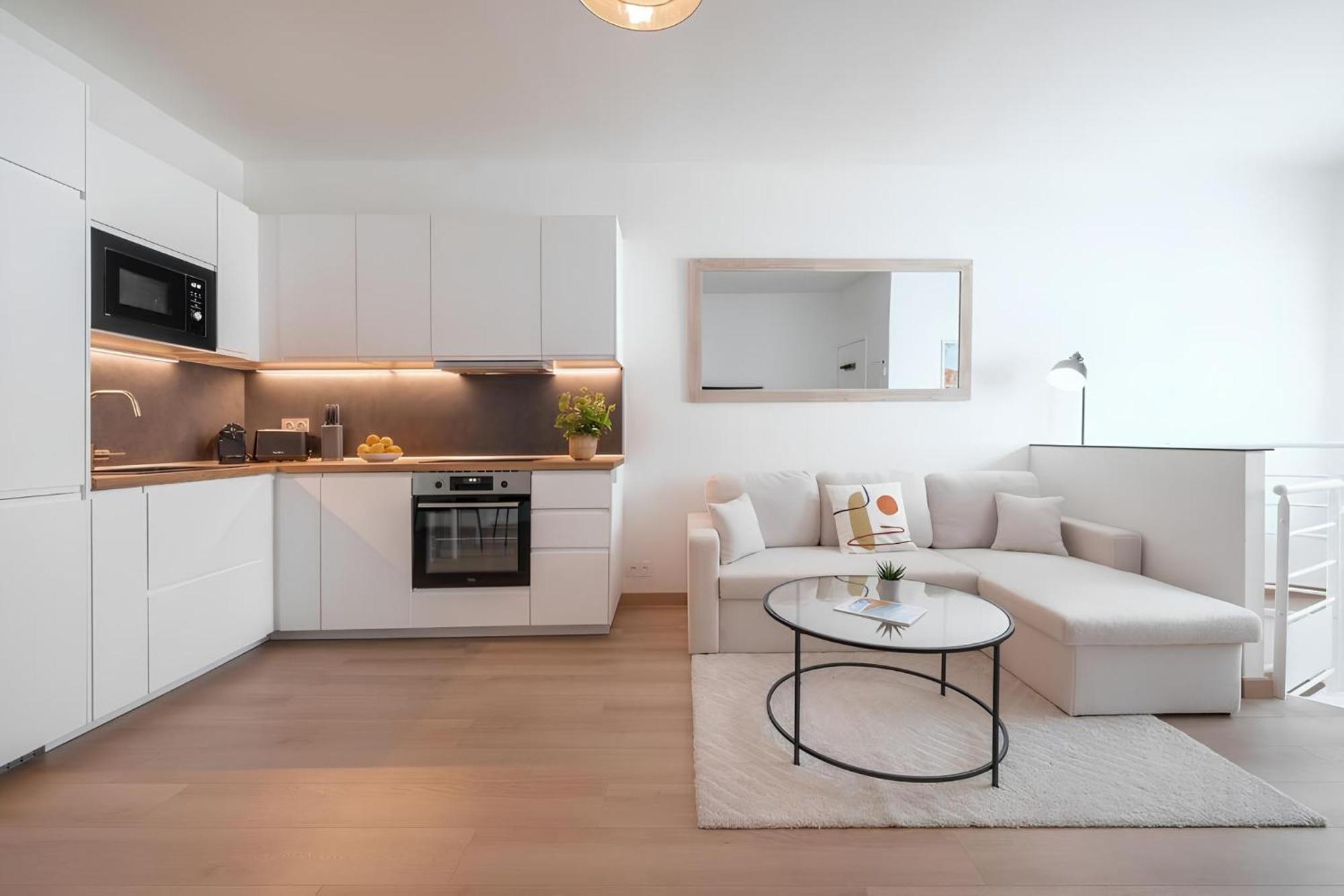 Cozy Appartement Plein Centre, Proche Gare/Plage Ментона Экстерьер фото