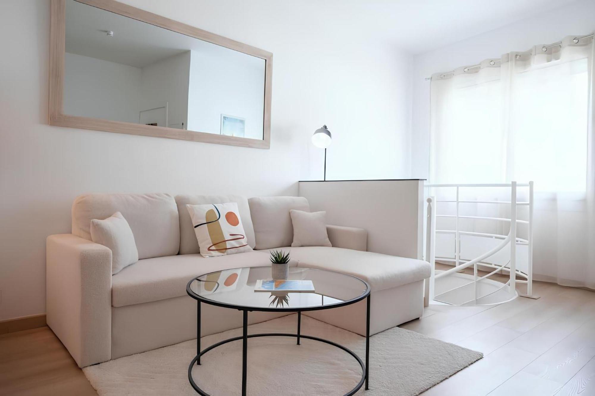 Cozy Appartement Plein Centre, Proche Gare/Plage Ментона Экстерьер фото